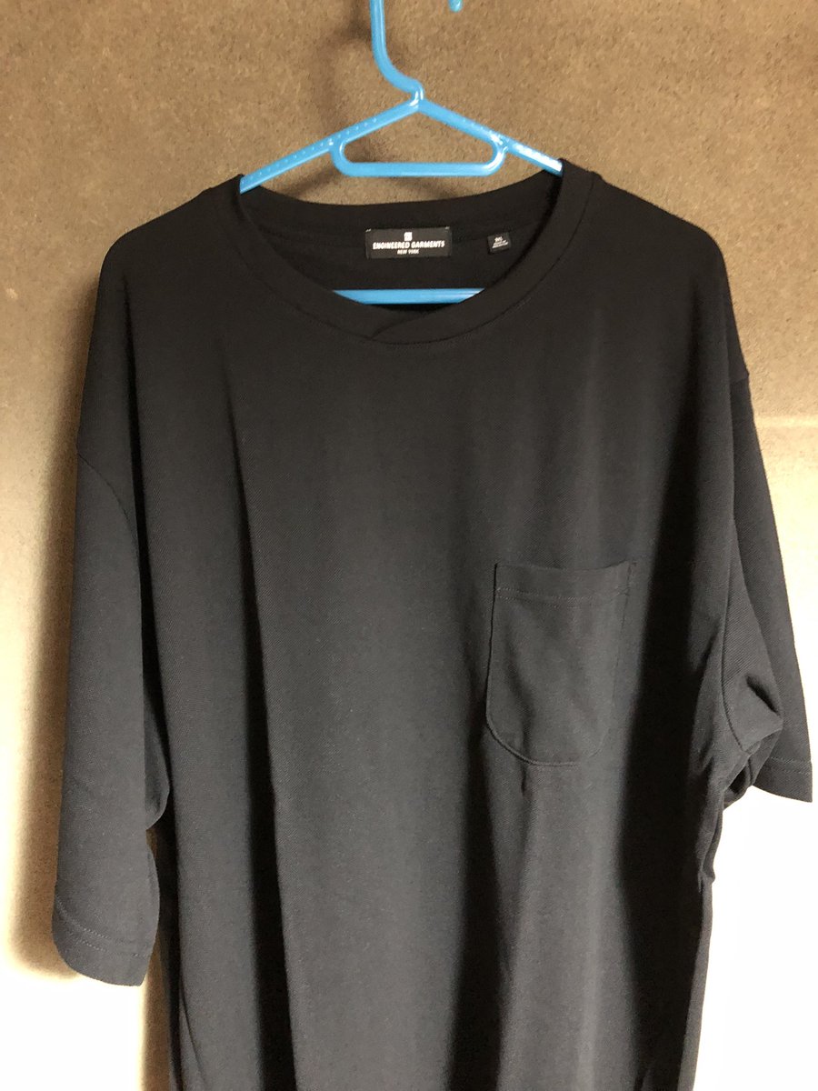 o_perry_o_chang's tweet photo. 到着!その2!
ーーーー
安売りしていたので3枚購入。
ドライカノコクロスネックT
ENGINEERED GARMENTS
size 3XL BLACK
#gu #guengineeredgarments
#engineeredgarments
#tee #エンジニアードガーメンツ https://t.co/tQ430yZSz4