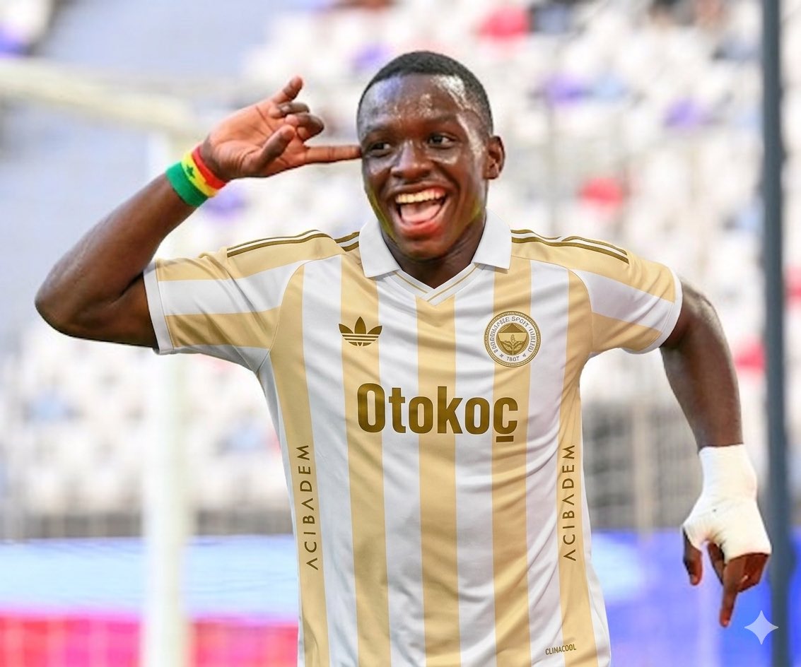 Fenerbook1's tweet photo. Senegal kaynaklarına göre Amara Diouf Fenerbahçe ile 4+1 yıllık anlaşmaya vardı. https://t.co/5MqqjoK1nQ