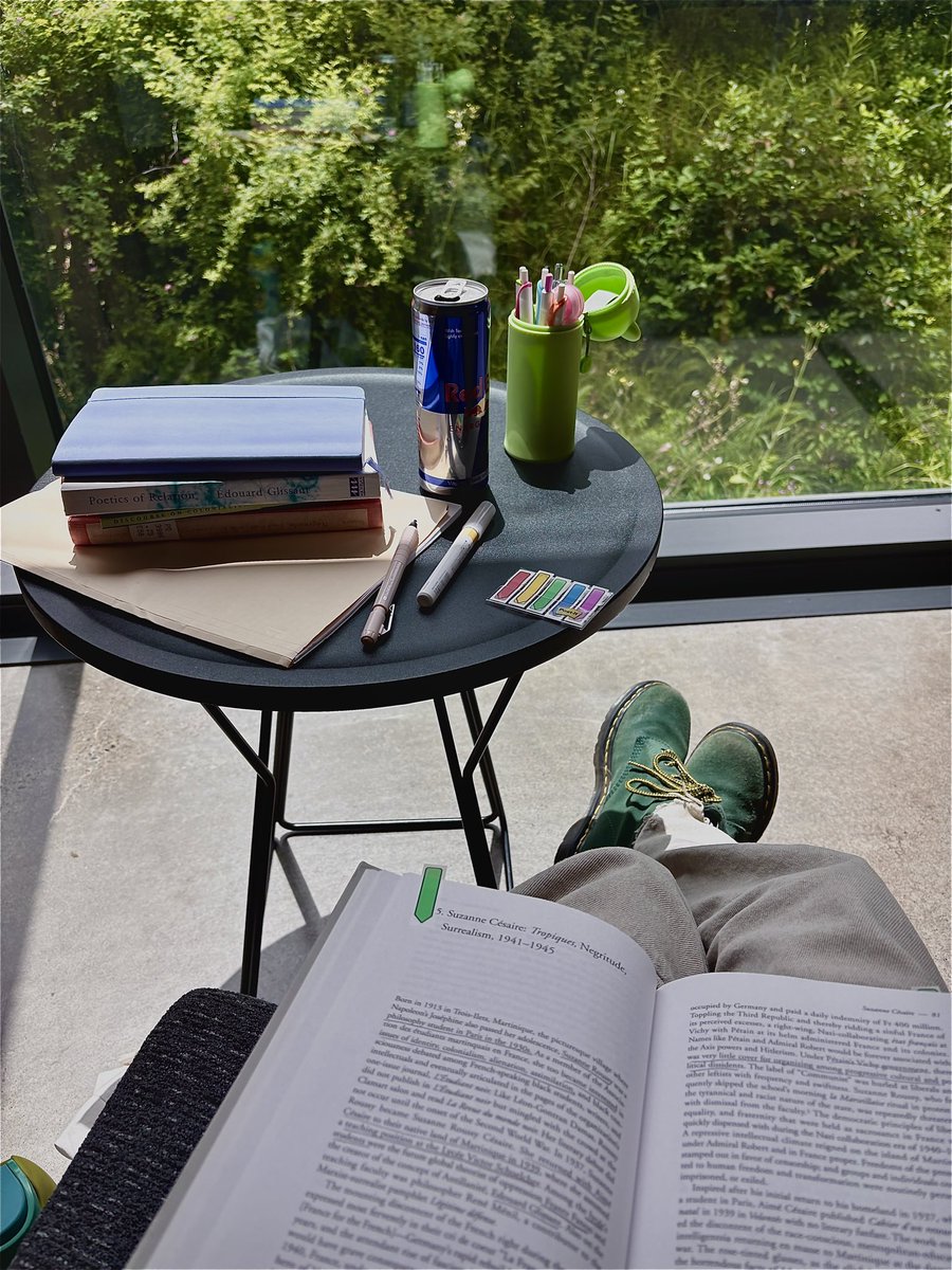 ProfK222's tweet photo. Little miss smarty pants over here https://t.co/9AgERxEqIN