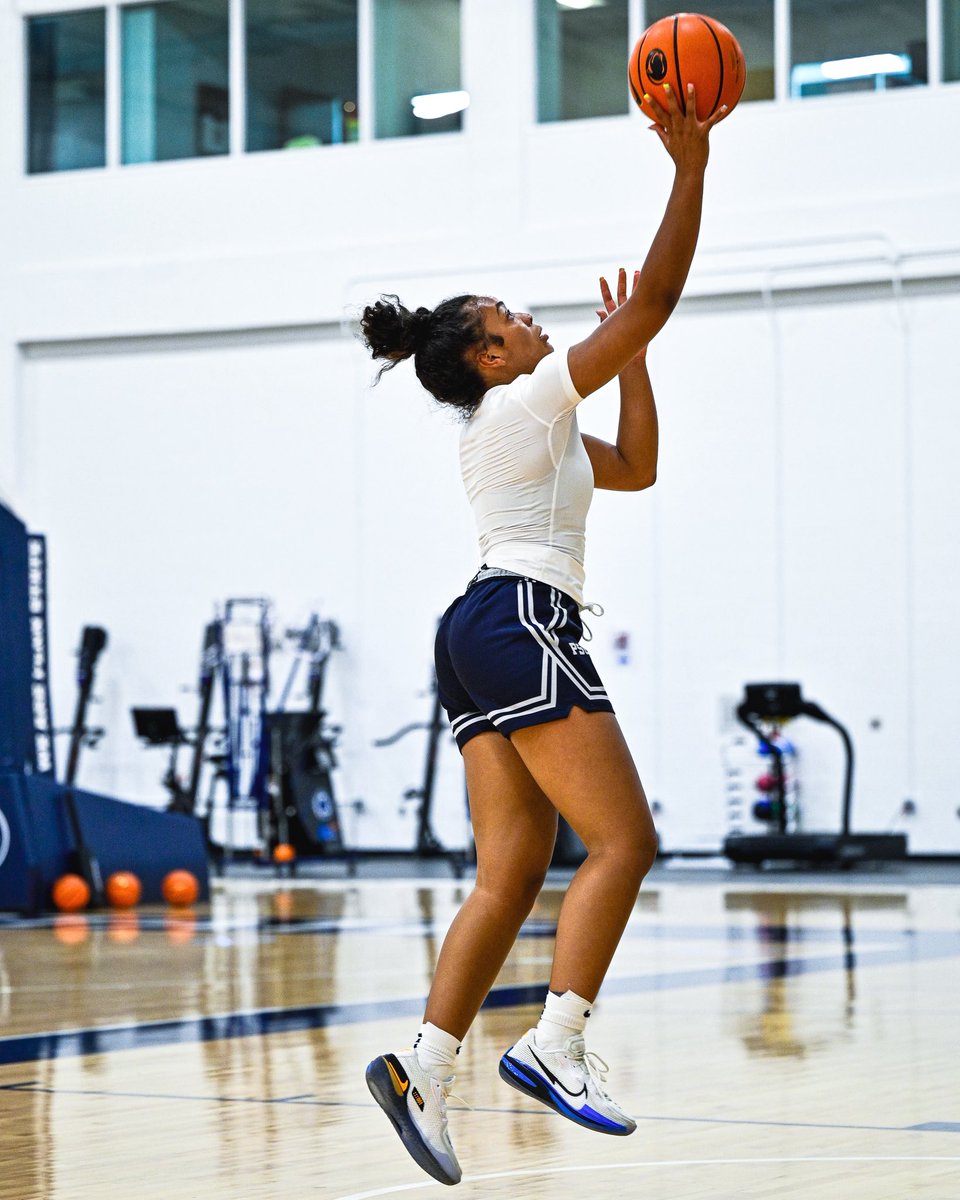 PennStateWBB's tweet photo. In the gym 🔋 https://t.co/7mFugz3Qn7