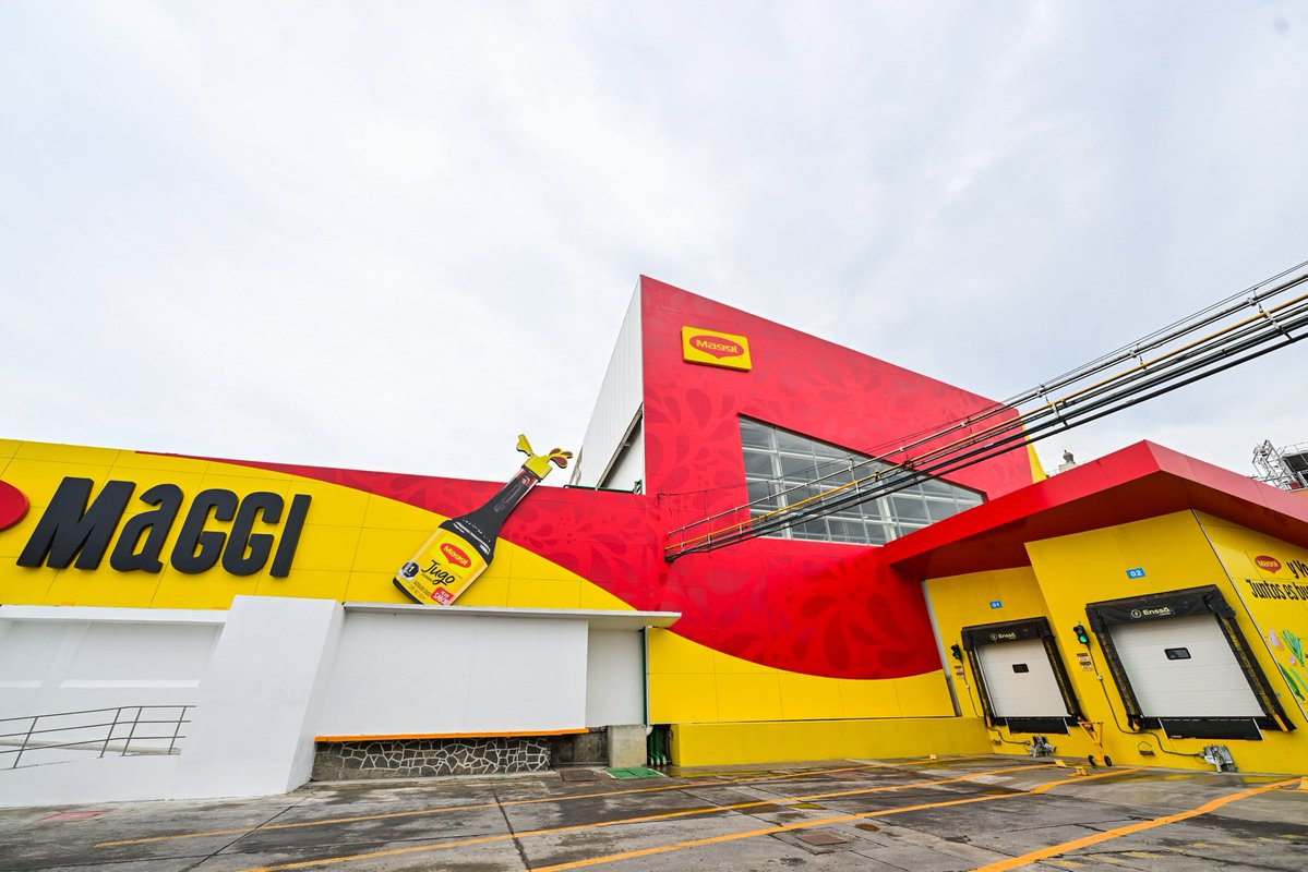 delfinagomeza's tweet photo. Esta tarde, en #Toluca, asistí a la inauguración de la nueva línea de producción de la marca Maggi, que refrenda la confianza por parte de Nestlé para invertir en nuestra entidad.
Quiero agradecer a Nestlé su confianza en el #EdoMex, porque estas inversiones permiten generar empleos para las y los mexiquenses. Sigamos trabajando juntas y juntos por el bienestar, el crecimiento y el desarrollo del Estado de México.
#ElPoderDeServir