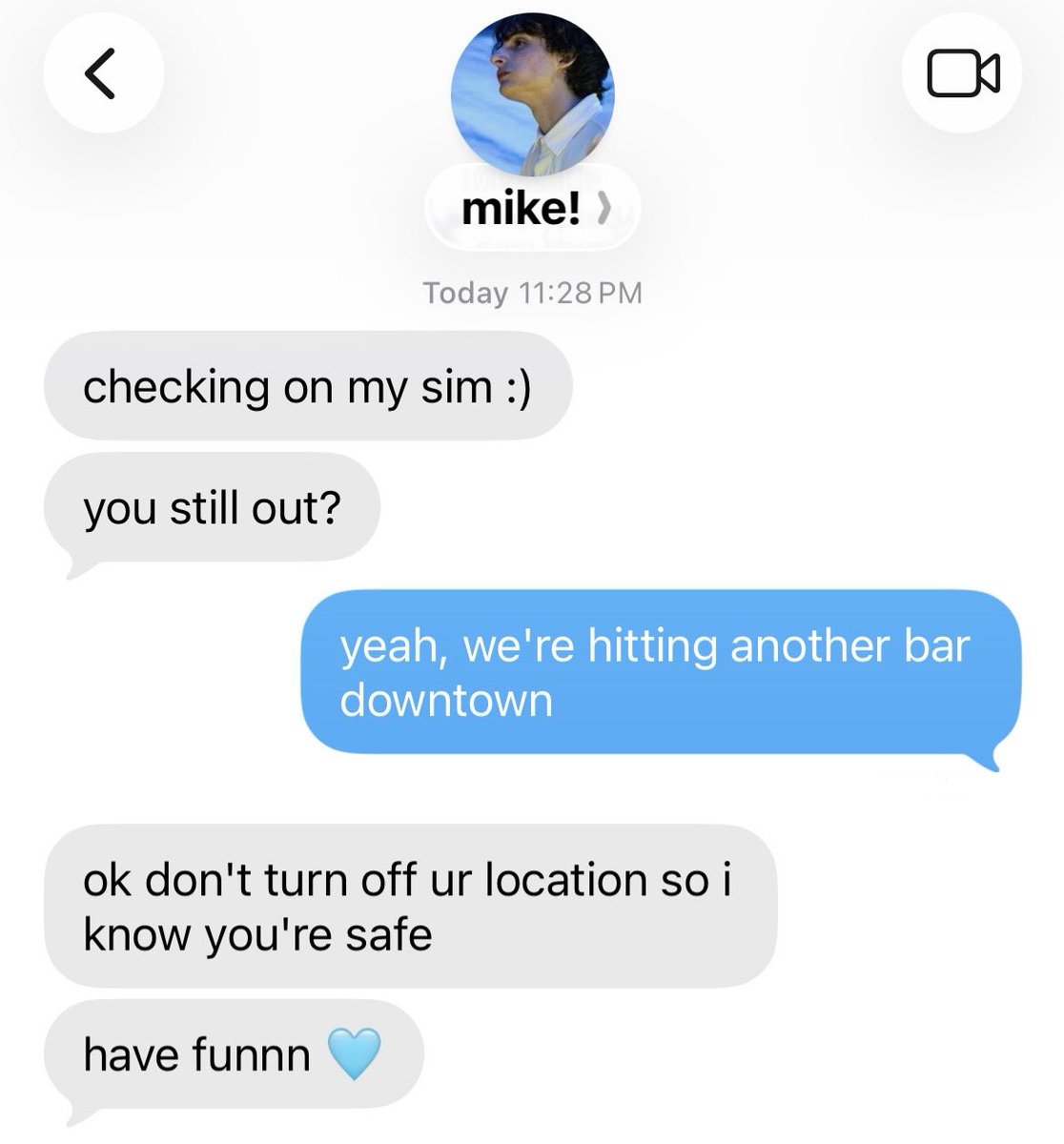 liqcya's tweet photo. will: oh i can't have my location turned off
: ew your boyfriend is so toxic
will: boyfriend? no we're just friends- best friends!

pre relationship #byler TO ME #smau https://t.co/kSbc29UW1t