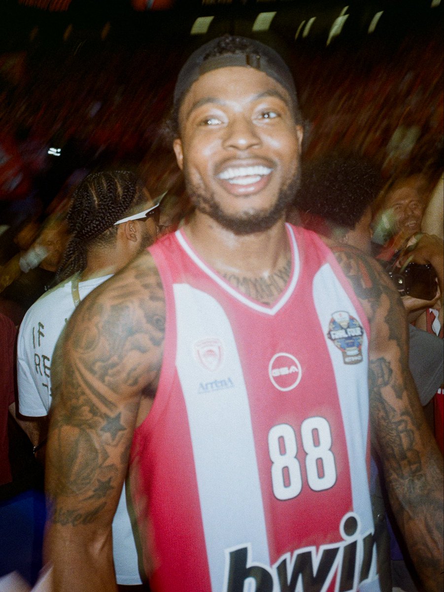 BrianPBosche's tweet photo. Film shots came back from EuroLeague Final Four 🎞️ https://t.co/Xt40t7jP1w