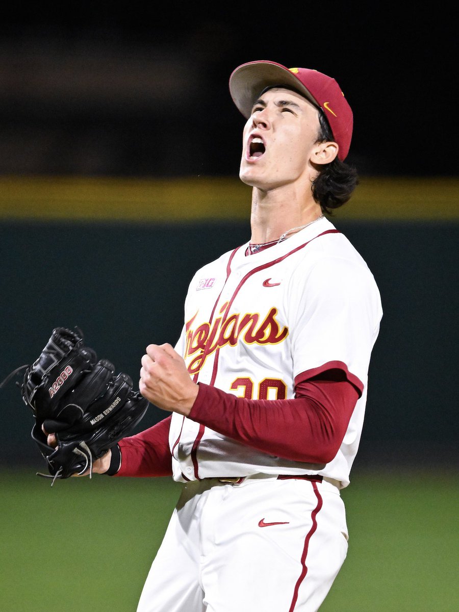 USC_Baseball's tweet photo. 4️⃣ Trojans earned All-West Region honors ✌️

@AugieLopez7 - 1st team
@MasonJEdwards - 1st team
@Jackbasseer - 2nd team
@GovelGrant - 2nd team https://t.co/MlWntGdZVM