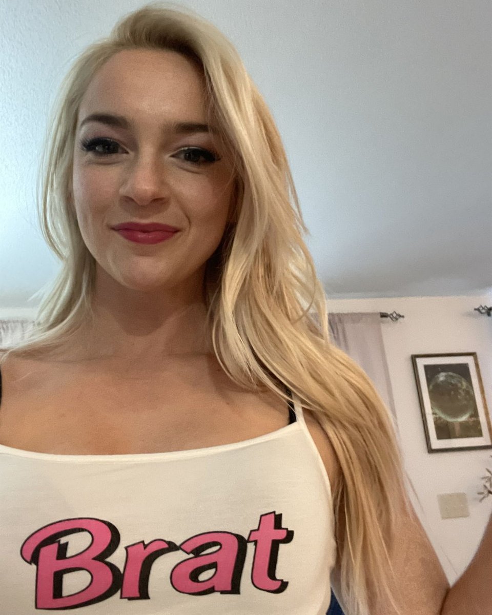 MandyMarxSFW's tweet photo. If you want to get off, check the comments https://t.co/2S5kJr9Ls4
