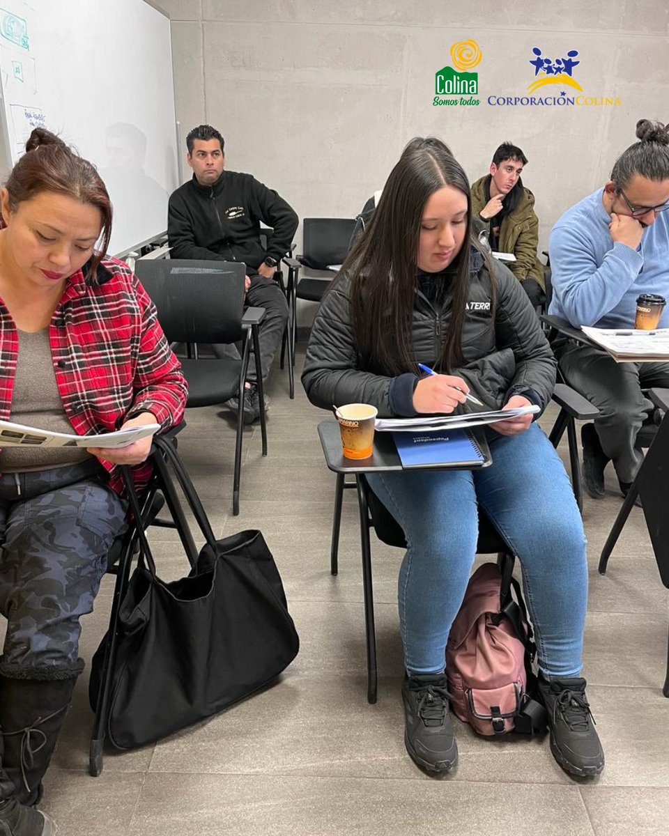 CorpColina's tweet photo. 𝗘𝗠𝗣𝗥𝗘𝗡𝗗𝗘𝗗𝗢𝗥𝗘𝗦 𝗣𝗔𝗥𝗧𝗜𝗖𝗜𝗣𝗔𝗡 𝗘𝗡 𝗖𝗨𝗥𝗦𝗢 𝗗𝗘 𝗠𝗔𝗡𝗜𝗣𝗨𝗟𝗔𝗖𝗜𝗢́𝗡 𝗗𝗘 𝗔𝗟𝗜𝗠𝗘𝗡𝗧𝗢𝗦 𝗘𝗡 𝗖𝗢𝗟𝗜𝗡𝗔 https://t.co/bhpDIQassl