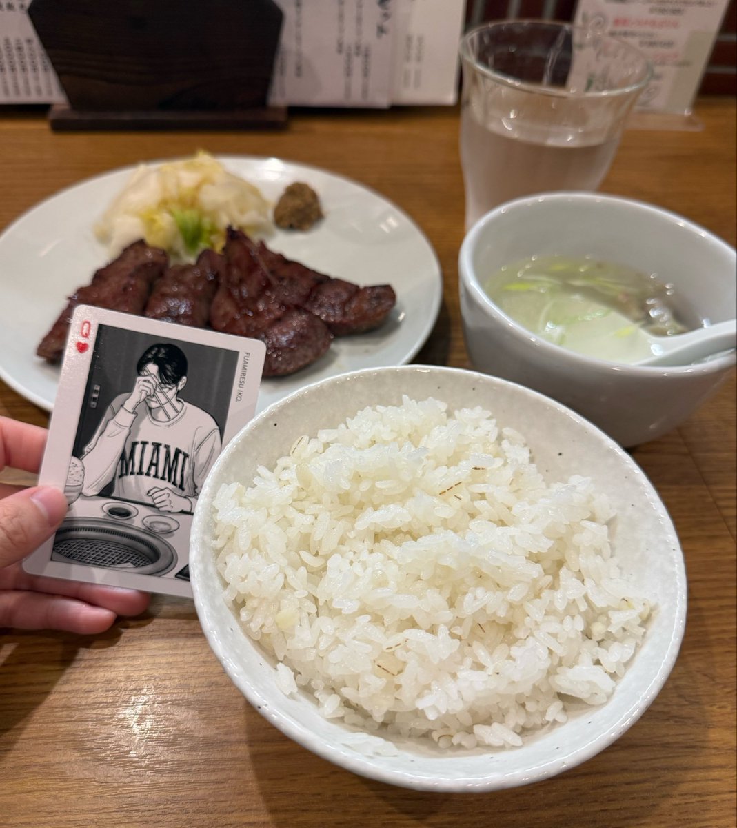 kyst32's tweet photo. 余韻…
ぽぷあぷ楽しかった日の仕事つらい…… https://t.co/JpNWGW3I8L