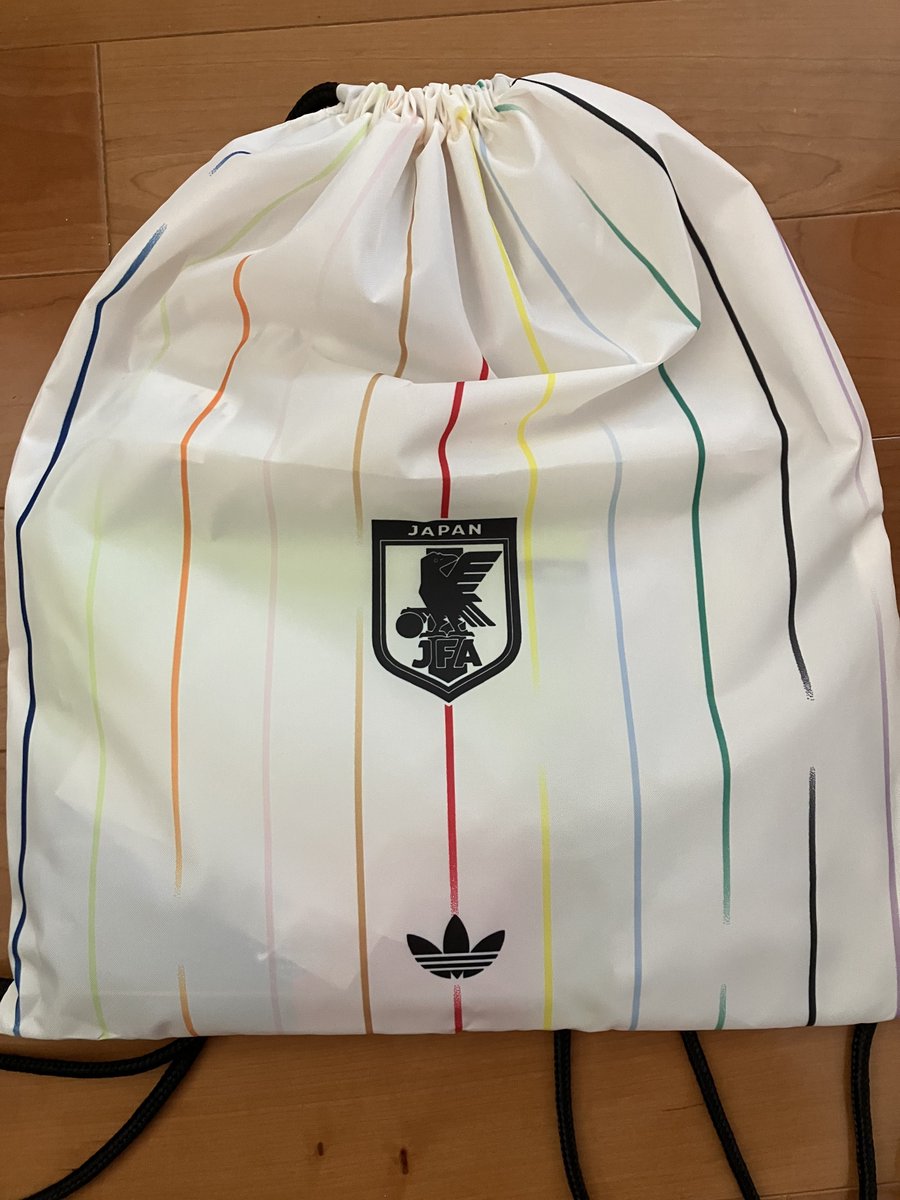 サン tweet media
