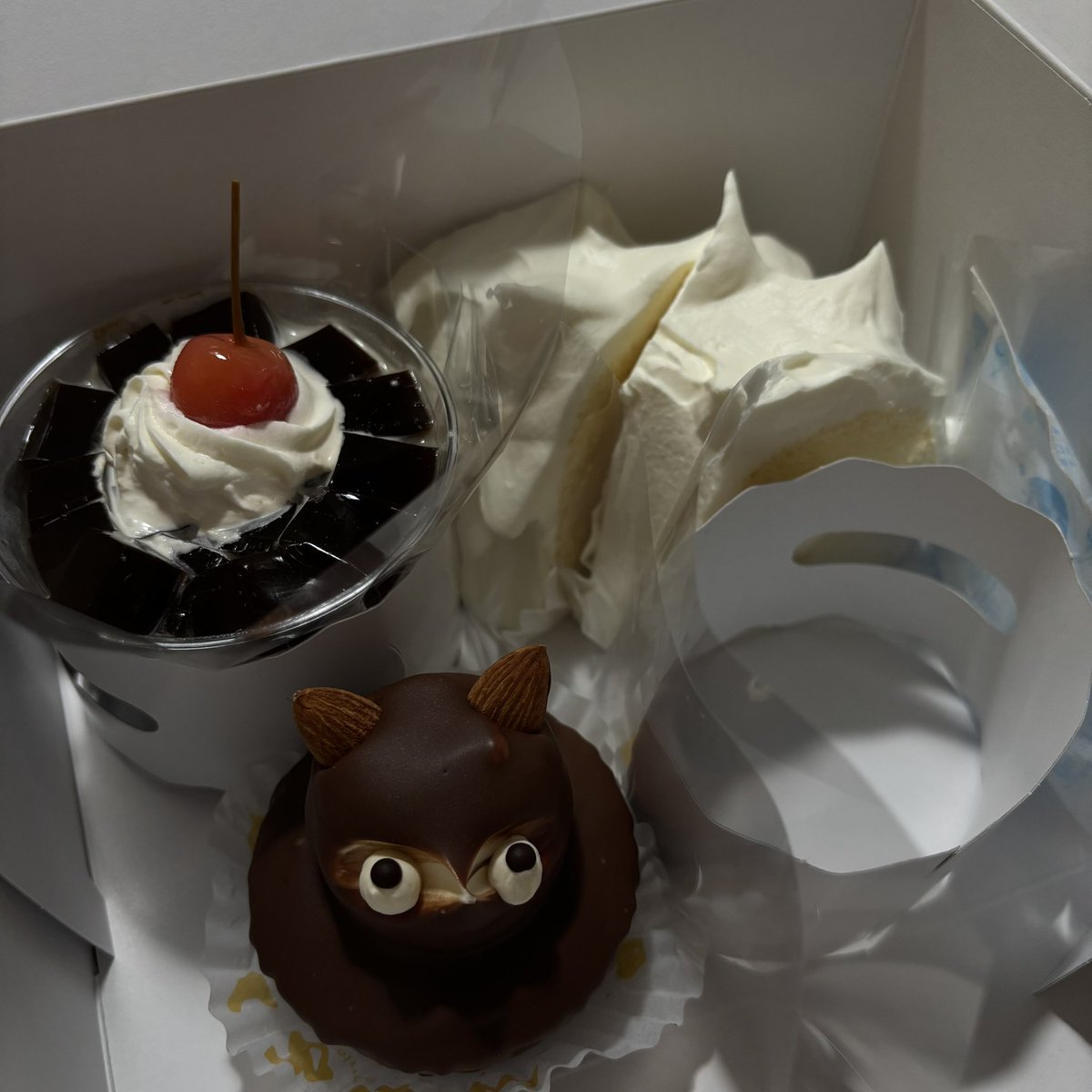 mn_nxt's tweet photo. 沢山食べたから1キロ増えた😊 https://t.co/cDCYbPgId2
