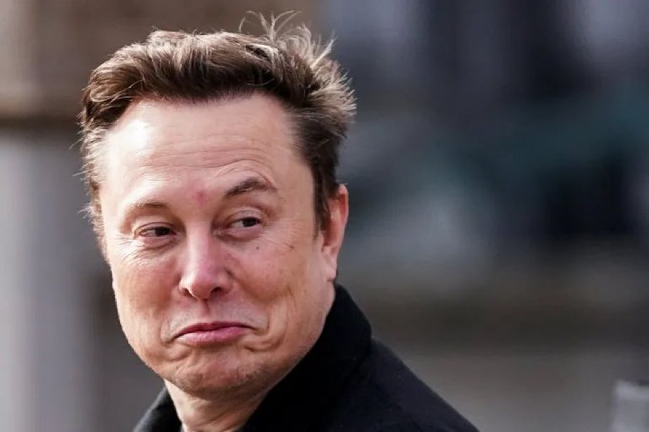 MirabelTweets1's tweet photo. This fucker is desperate for a civil war in the UK

Ask yourself why 

Ask yourself who he works for https://t.co/j3nRctsGho