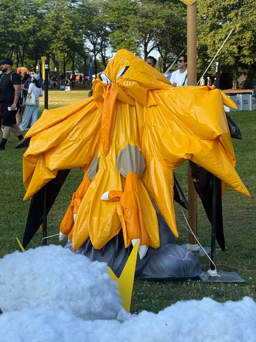 wesleyol's tweet photo. A vida de um Pokémon pode ser difícil https://t.co/3ybSwr7fPX