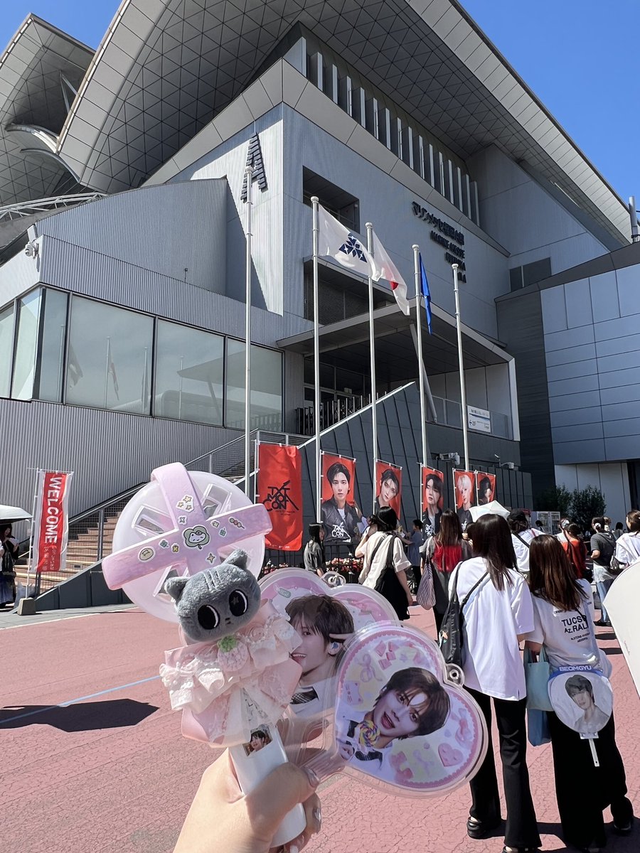 charmingyan_'s tweet photo. moacon in fukuoka d2!!!!🧡🧡 https://t.co/ZrQYnuwybK