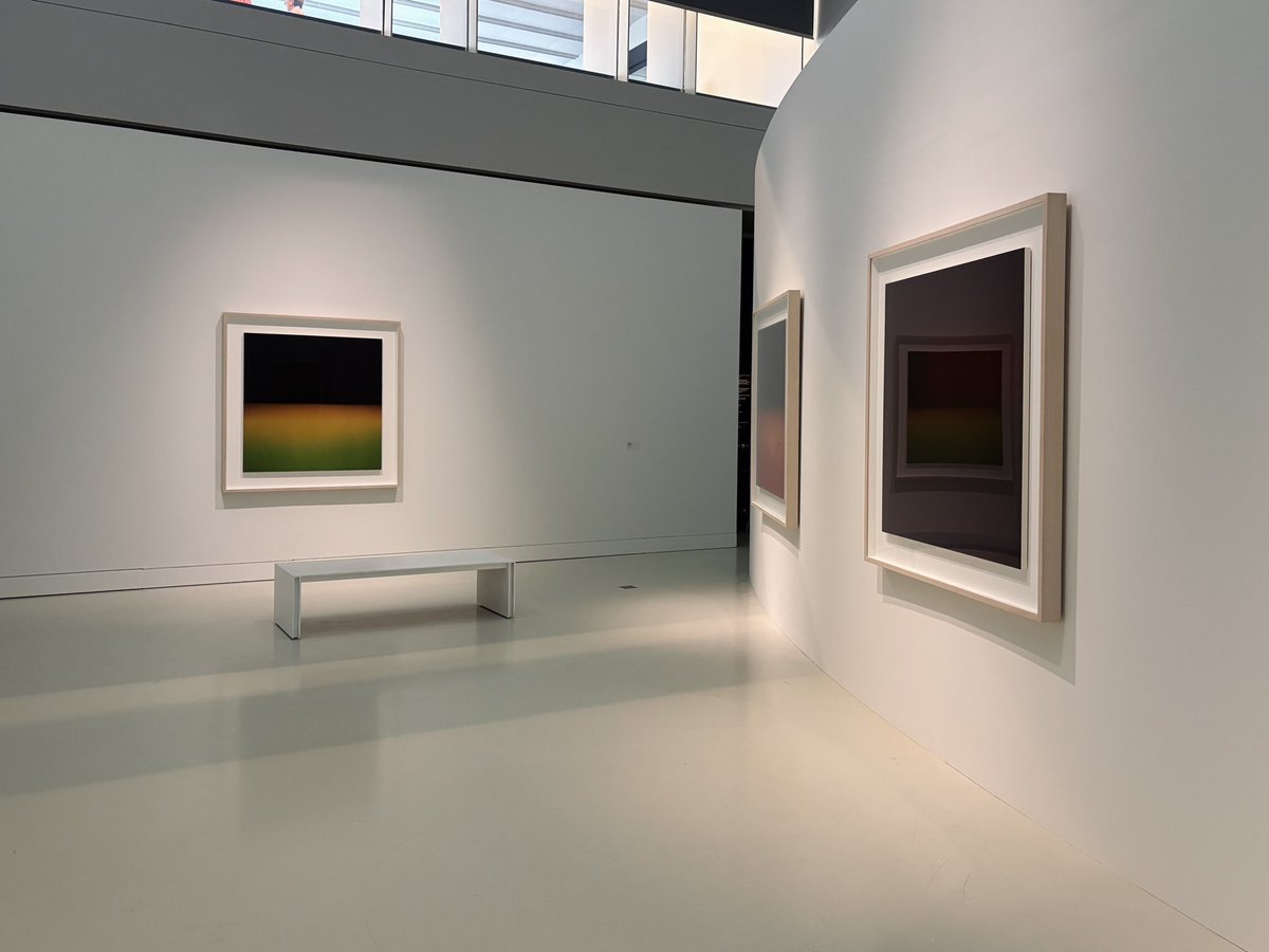 kunumoko's tweet photo. RodezのRCR設計のSoulagé museumで杉本博司展。スラージュとの親和性のある作品が中心。RCRのモノクロの空間にもよく映える。 https://t.co/JuCZjTbBlX