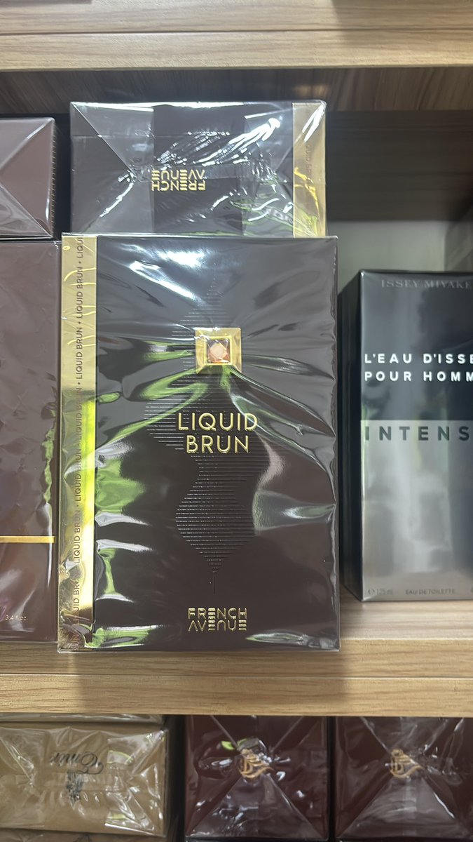 Perfumebase_'s tweet photo. Think you know football AND have a nose for great scents? 😉 Predict the final score of Ghana vs Panama and you might just win a special fragrance from Perfumebase! Tell us your score below! 

⚽️👃 #FootballFun #FragranceGiveaway #Perfumebase #Ghana  #GhanaVsPanama #Giveaway

Give away ends at 11pm 🎉🥳🥳