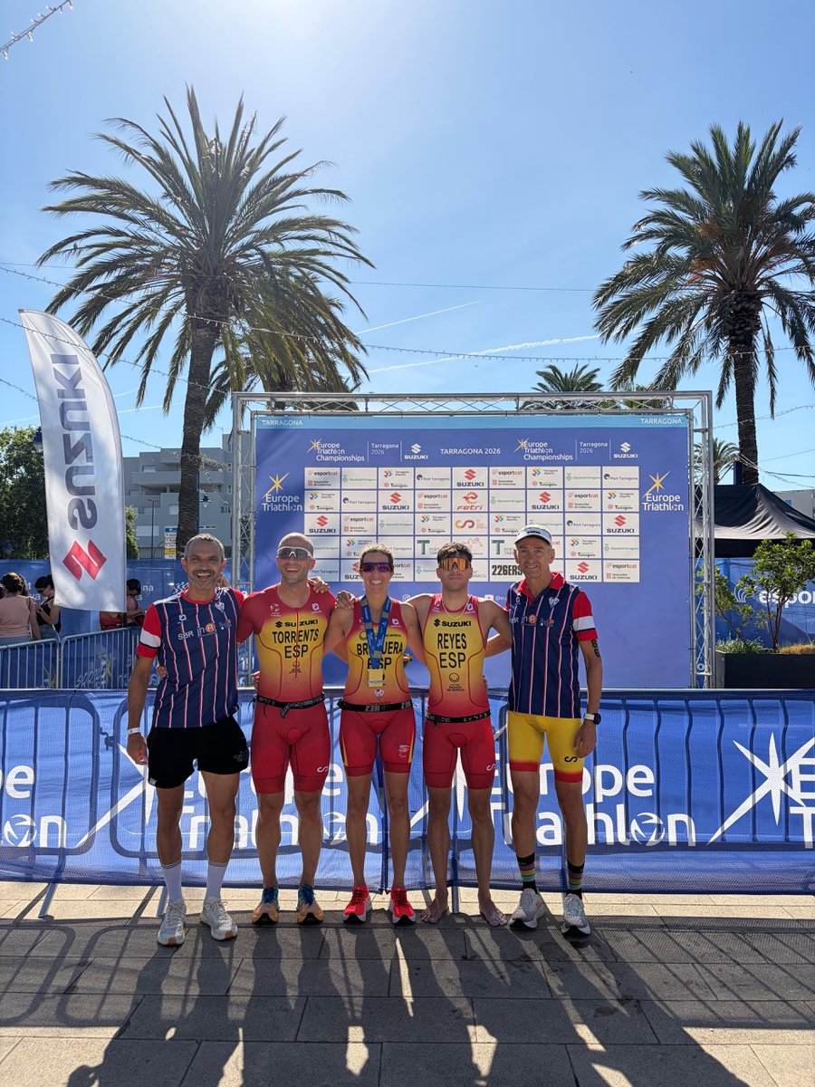 cnmataro's tweet photo. 🏆🌍 El CN Mataró va signar una gran actuació al Campionat d’Europa de Triatló de Tarragona, amb Francesc de Lanuza campió d’Europa 🥇 i Abel Reyes medalla de bronze 🥉.

🔗Llegeix la crònica: https://t.co/SIZIdsnvwD https://t.co/RZ6lMZV8B8