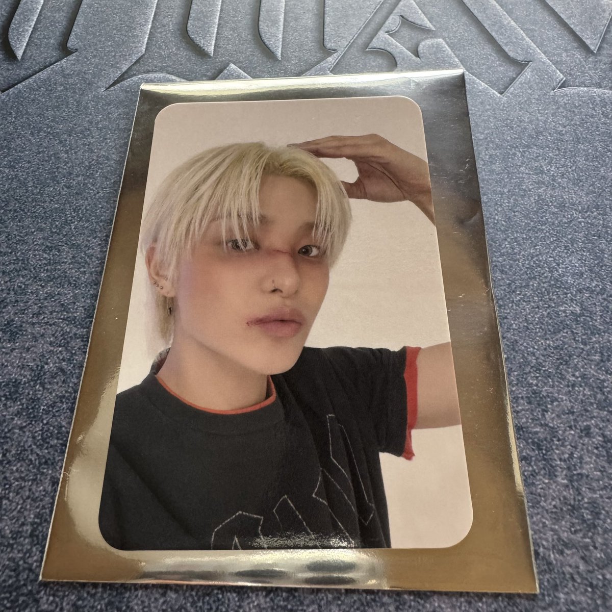 suc7yp's tweet photo. TREASURE NEW WAV 日本限定 店舗 特典 トレカ タワレコ TSUTAYA 交換

【譲】日本限定→ヒョンソク・ジョンファン（ICE）
タワレコ→ジフン
TSUTAYA→ジフン・ジュンギュ

【求】同種 ジョンウ＞ヨシ

郵送での交換希望です。
条件の合う方お気軽にリプ・dmよろしくお願いいたします🙇🏻‍♀️ https://t.co/6WTKr3SSyw