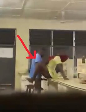 JOnlyfans66583's tweet photo. 🇬🇭JUST IN:A science teacher at Bole Senior High School in the Savannah Region has allegedly been captured in a leaked video engaging in s£xual activity with a final-year student in one of the school’s science laboratories.
👉https://t.co/KE1QvGP5dd https://t.co/p85Jy19kYq
