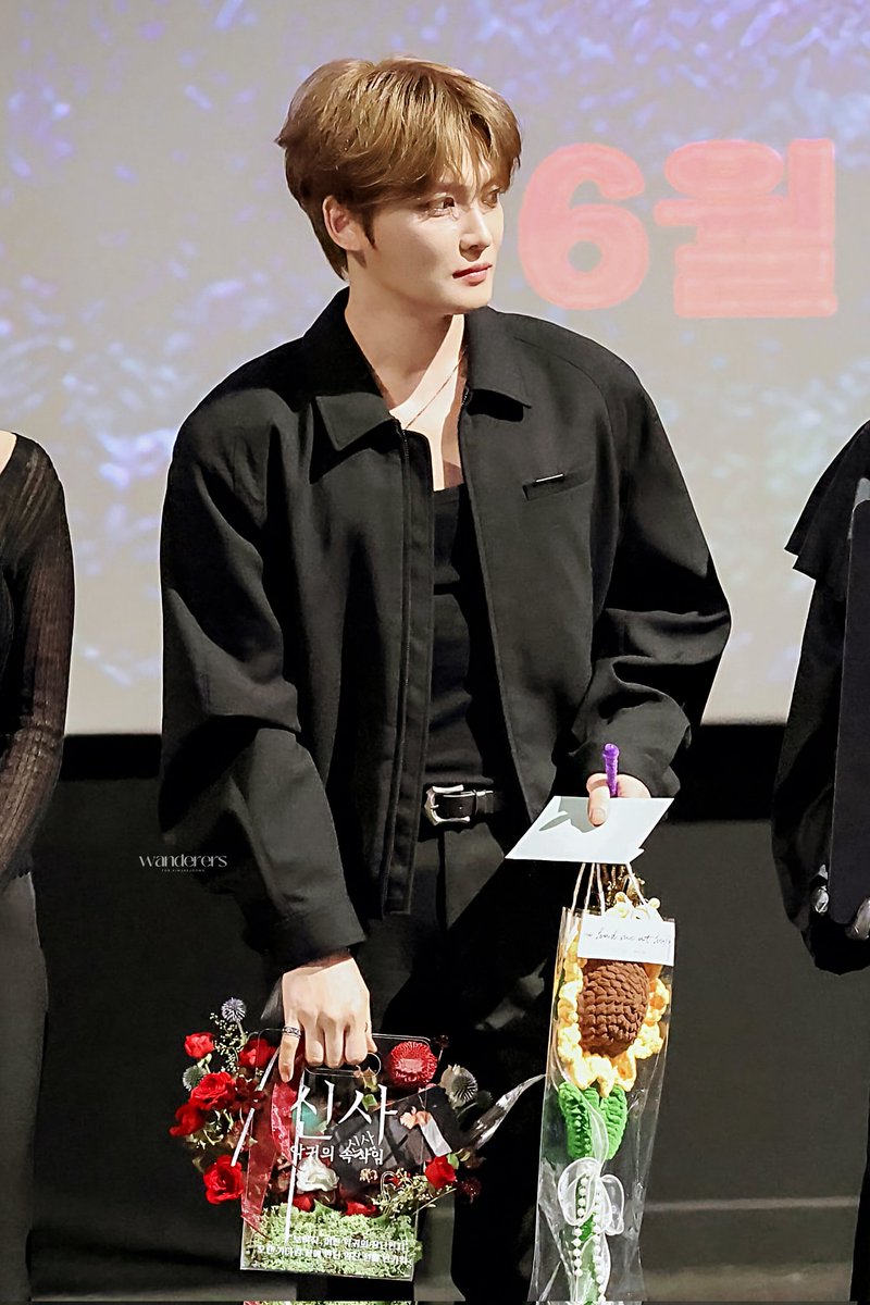 Wanderers_JJ's tweet photo. 260608 신사 프리미어상영회⛩️

@bornfreeonekiss
#김재중 #재중 #JAEJOONG #KIMJAEJOONG #金在中 #ジェジュン https://t.co/inQxb4fNcy