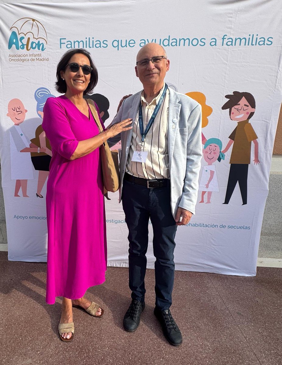 fleucemiaylinfo's tweet photo. 💙 La FLL acompañó a @ASION_ en la XX edición de sus Premios

@NievesCuenca compartió este encuentro con Javier Hortal, presidente de ASION, y Verónica Ortiz Díaz, presidenta de @cancerinfantil 

💚Enhorabuena a ASION por su gran labor y a todas las personas y entidades premiadas https://t.co/RPkhXTSgIF