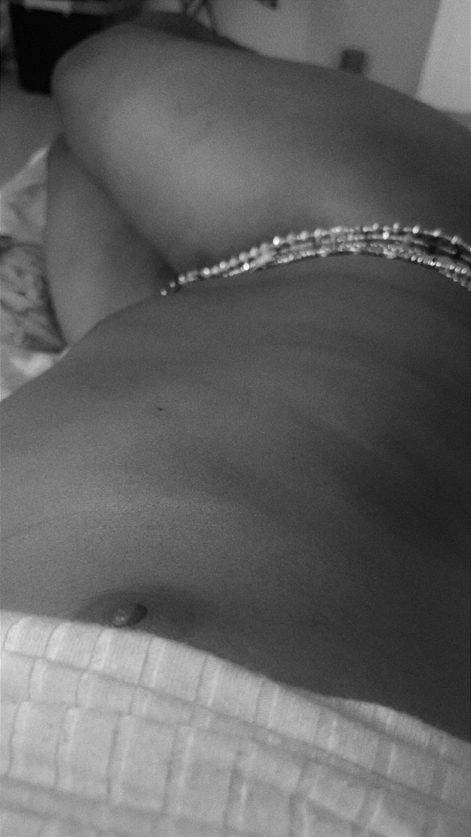 Capebooti's tweet photo. Feeling myself ✨📸 https://t.co/Rhd4Gu4WVh