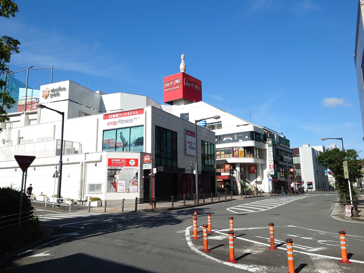 masanii_drone's tweet photo. 上大岡アカフースタジアムの個人利用終了〜❗️

水曜日は7時〜11時まで予約可能です。
Max４人までですが、フィールドをシェアしながら、みんなで楽しく飛ばせます✌
#永ちゃん, #ドローン, #空撮映像, #ロードバイク, #写真好き, #上大岡, #アカフーパーク, #YDIS, #国家資格講習, #JUIDA講習 https://t.co/s16Y40OVCi