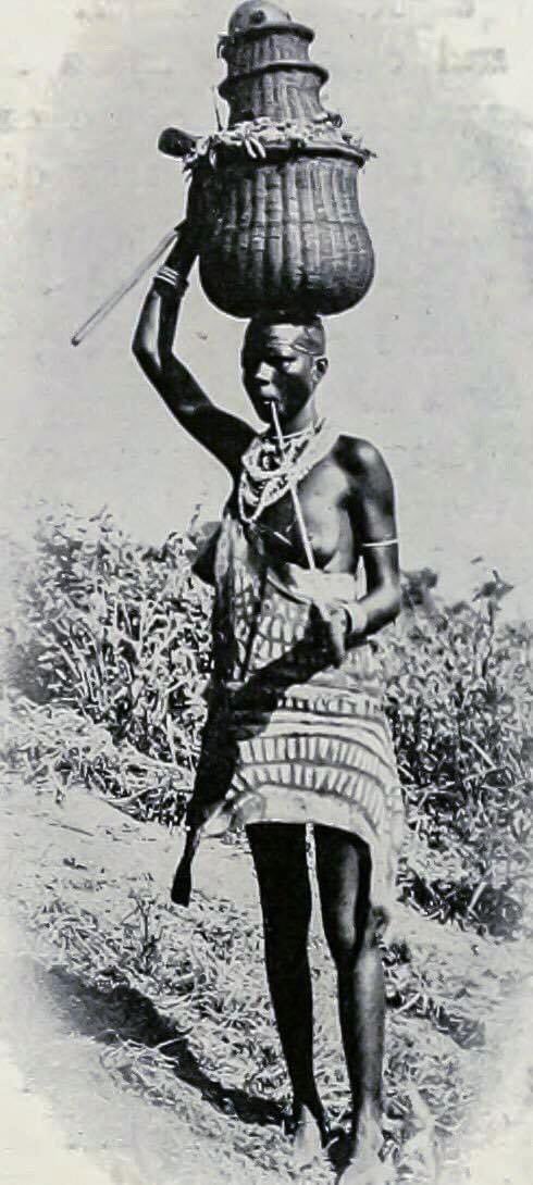 Thriving_luos's tweet photo. Pipe smoking Luo Kavirondo woman https://t.co/Wnd4zI0y5k