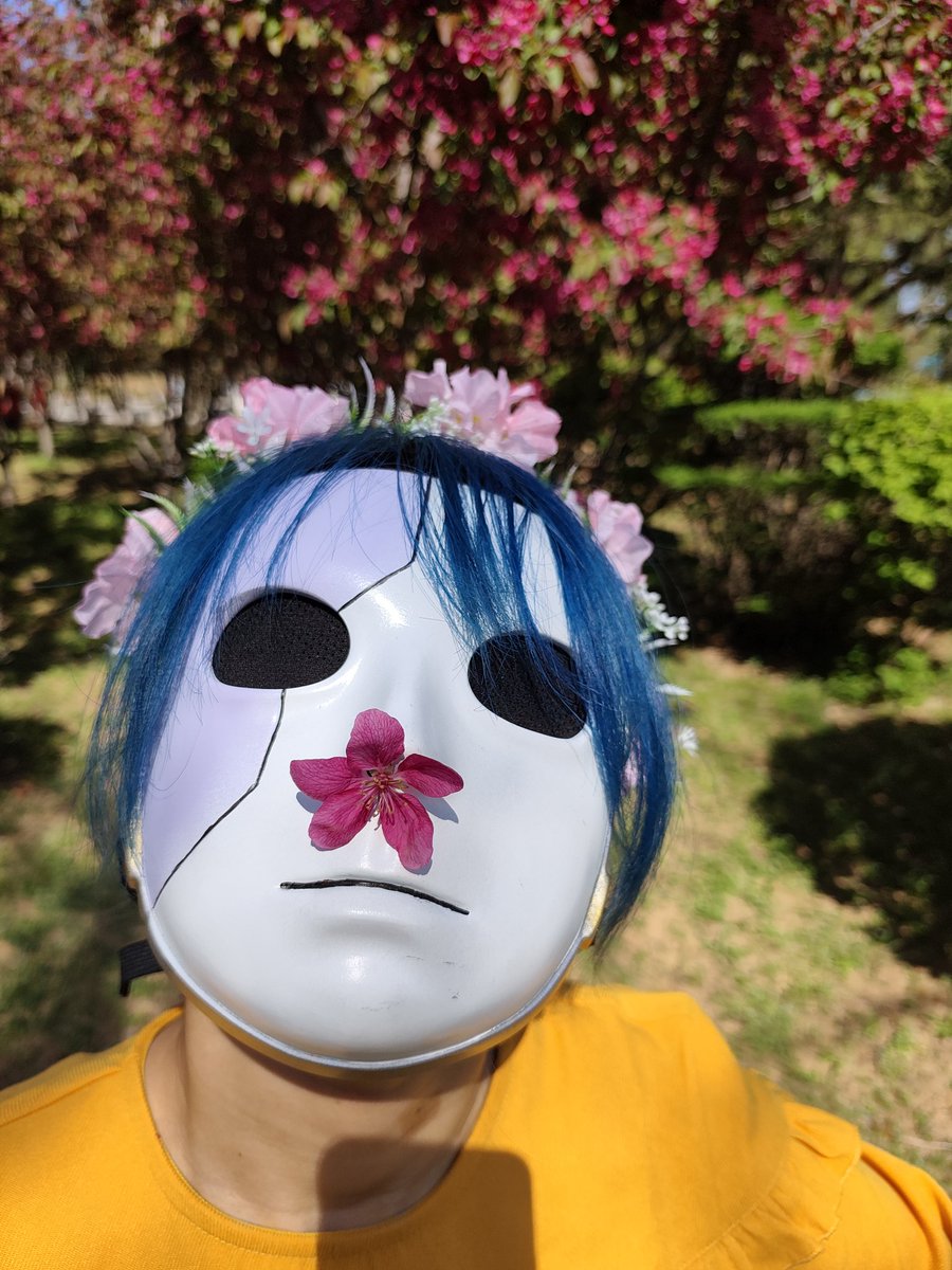 sharksoup114's tweet photo. the flower boy #sallyface https://t.co/b4DD398X5F