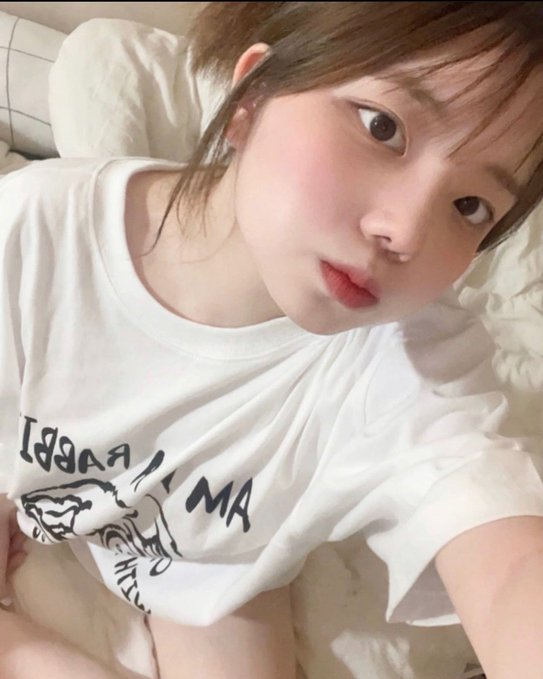 MTC1111MW's tweet photo. 00 145cm 합법로리 #셀카 #맘눌뎀 https://t.co/rFQ5BBxu7s