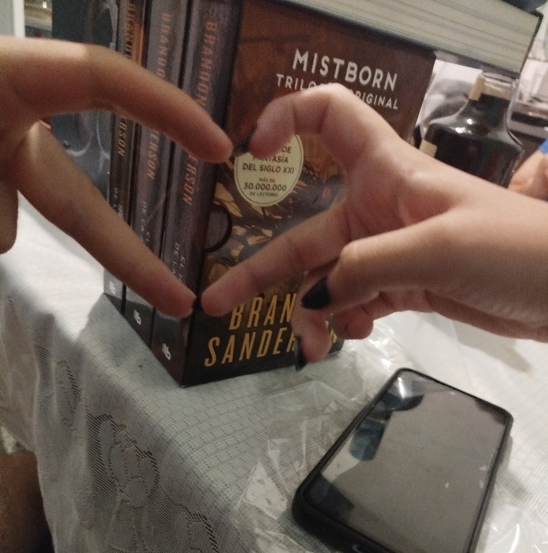 kafeihna's tweet photo. 2 añitos juntowos<3 https://t.co/MbWCVDPvmP