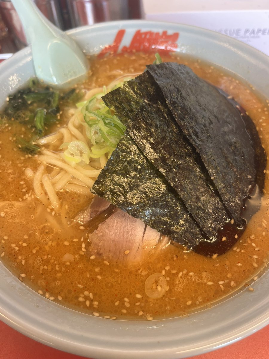 hinotamadbd22's tweet photo. 【神回】
ルフィ、飯ができたぞ https://t.co/T06N7C2xik