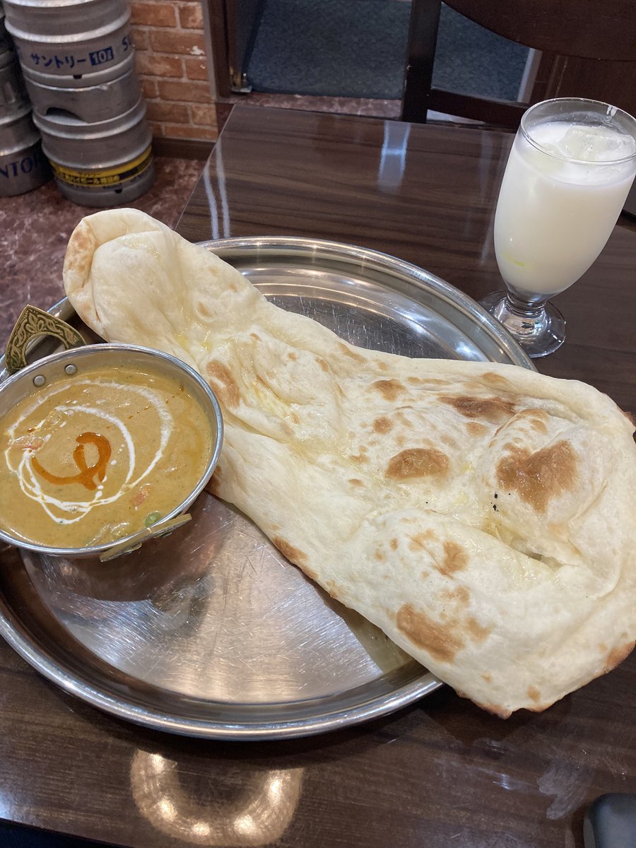 compact_y's tweet photo. ひと月ぶりの出社でお昼はカレー https://t.co/K0VheBHMkP
