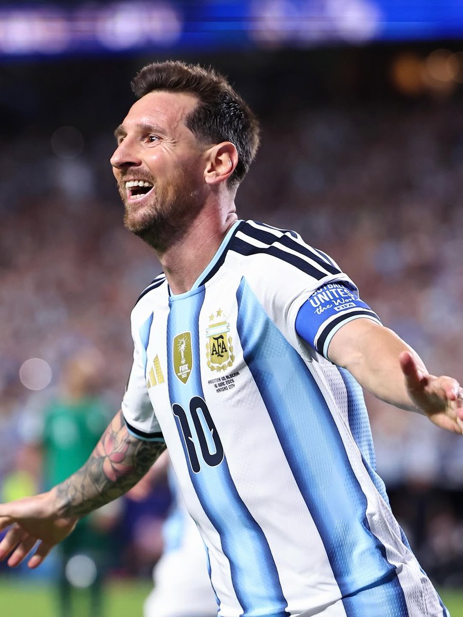 NeeeSandra's tweet photo. You stayed awake and watched Argentina's game, and saw the the beautiful hatrick.
Totally worth it. https://t.co/OHqES8WHk6