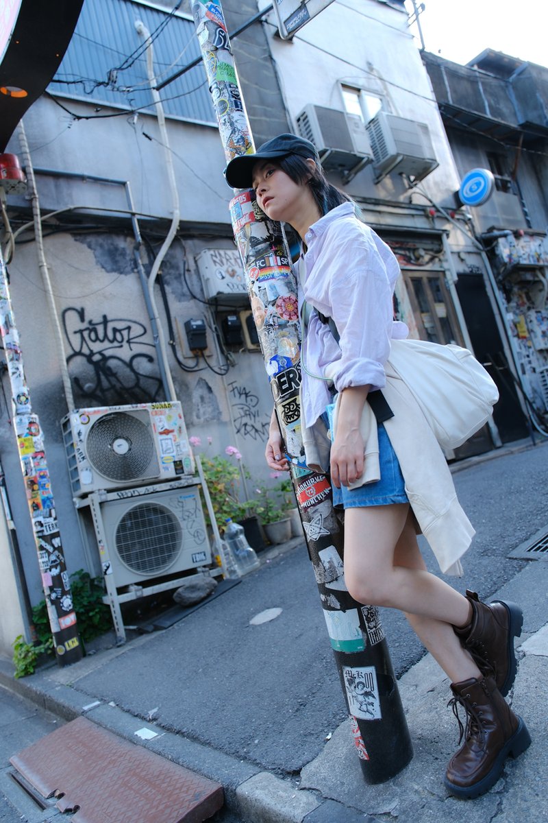 DeepMoon_0505's tweet photo. おはようセカイ

Model：髙坂汐里

#挨拶
#暑い夏 https://t.co/uIsWwlYak0