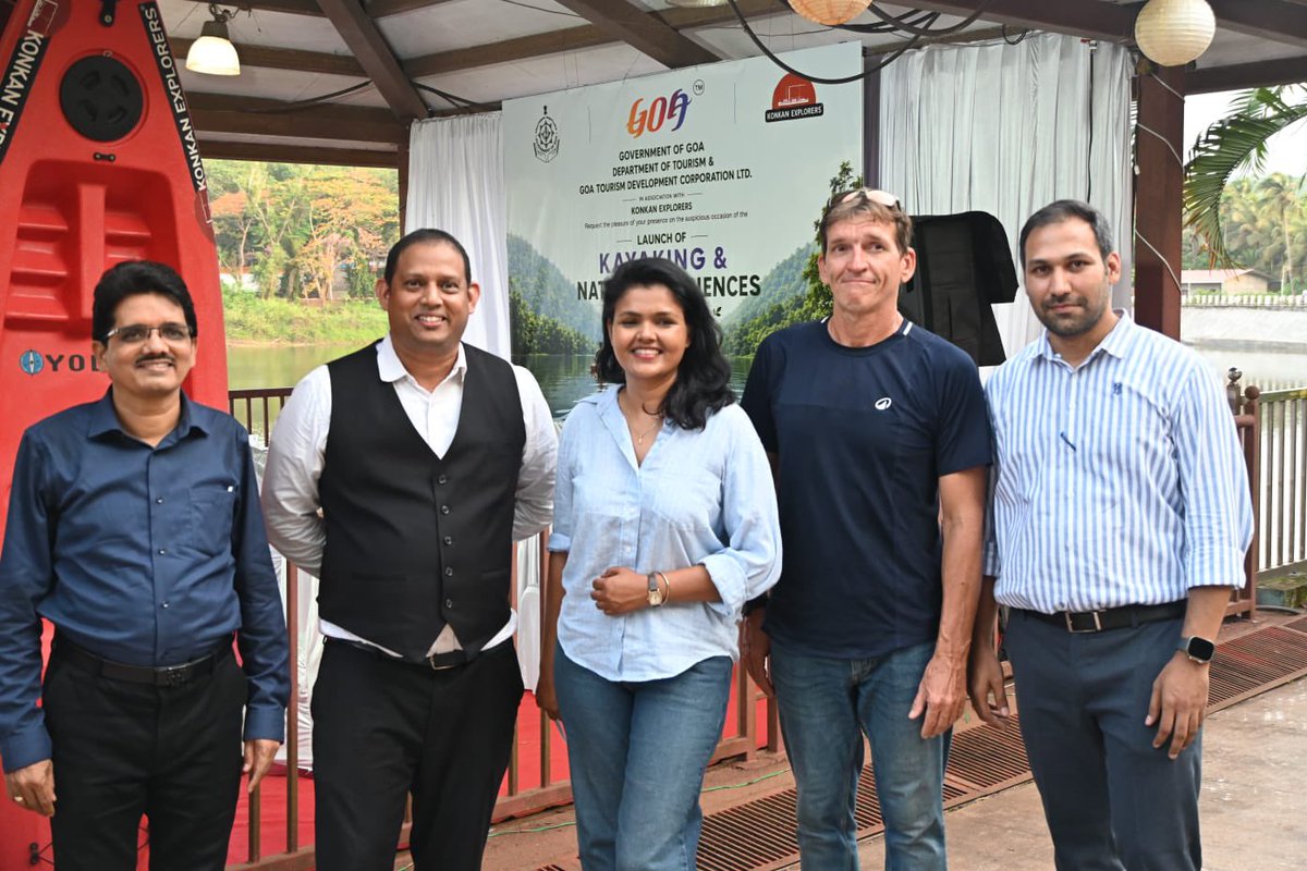 TourismGoa's tweet photo. Smt. Kunda Mandrekar, ZP Member Mayem; Ms. Poonam Rebo &amp; Mr. Pascal, Konkan Explorers; and GTDC officials. 

#KayakingGoa #GoaBeyondBeaches #YaYaMayemYa https://t.co/03h8vpBSFD
