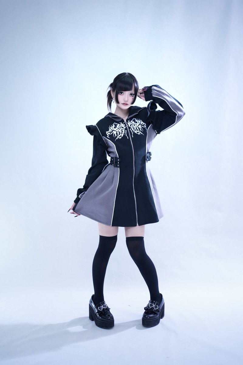 ling30000's tweet photo. 消えるときも写真を撮っていますよ
#地雷系女子 #地雷系 #地雷系さんと繋がりたい #メンヘラ　#メンヘラ女子 #メンヘラと繋がりたい　#自撮り界隈 #自撮り界隈さんと繋がりたい #自撮り女子 #雰囲気嫌いじゃないよって人いいね #美男美女と繋がりた https://t.co/hzpbnlMiTX
