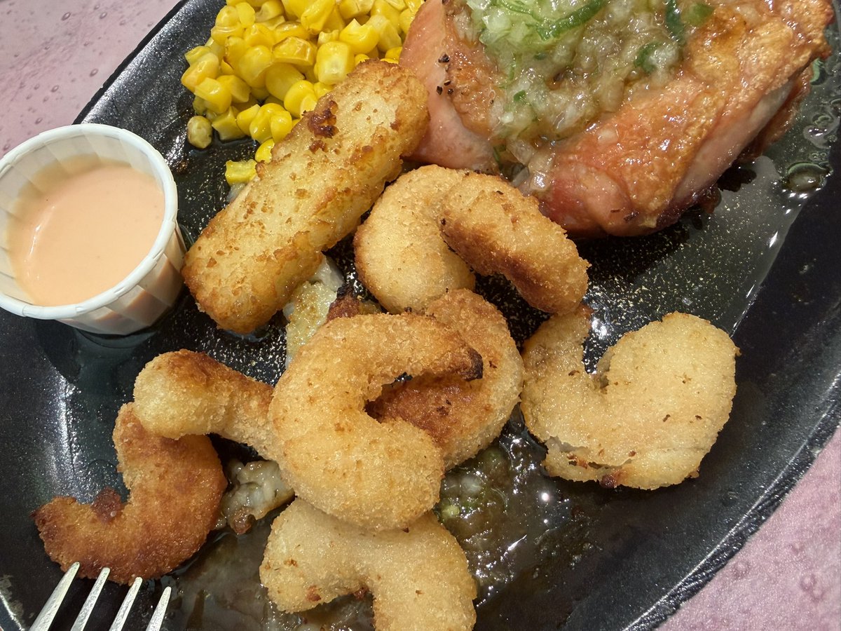 tyaro_7's tweet photo. 食欲より幸せ感じれる物ないのかよクソが😭💔 https://t.co/Rj70f9UA2j