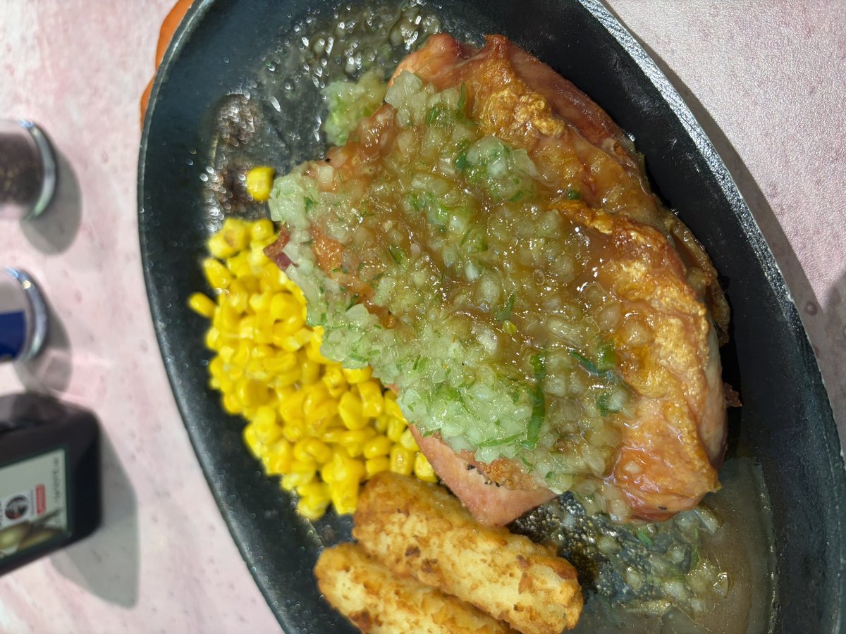 tyaro_7's tweet photo. 食欲より幸せ感じれる物ないのかよクソが😭💔 https://t.co/Rj70f9UA2j