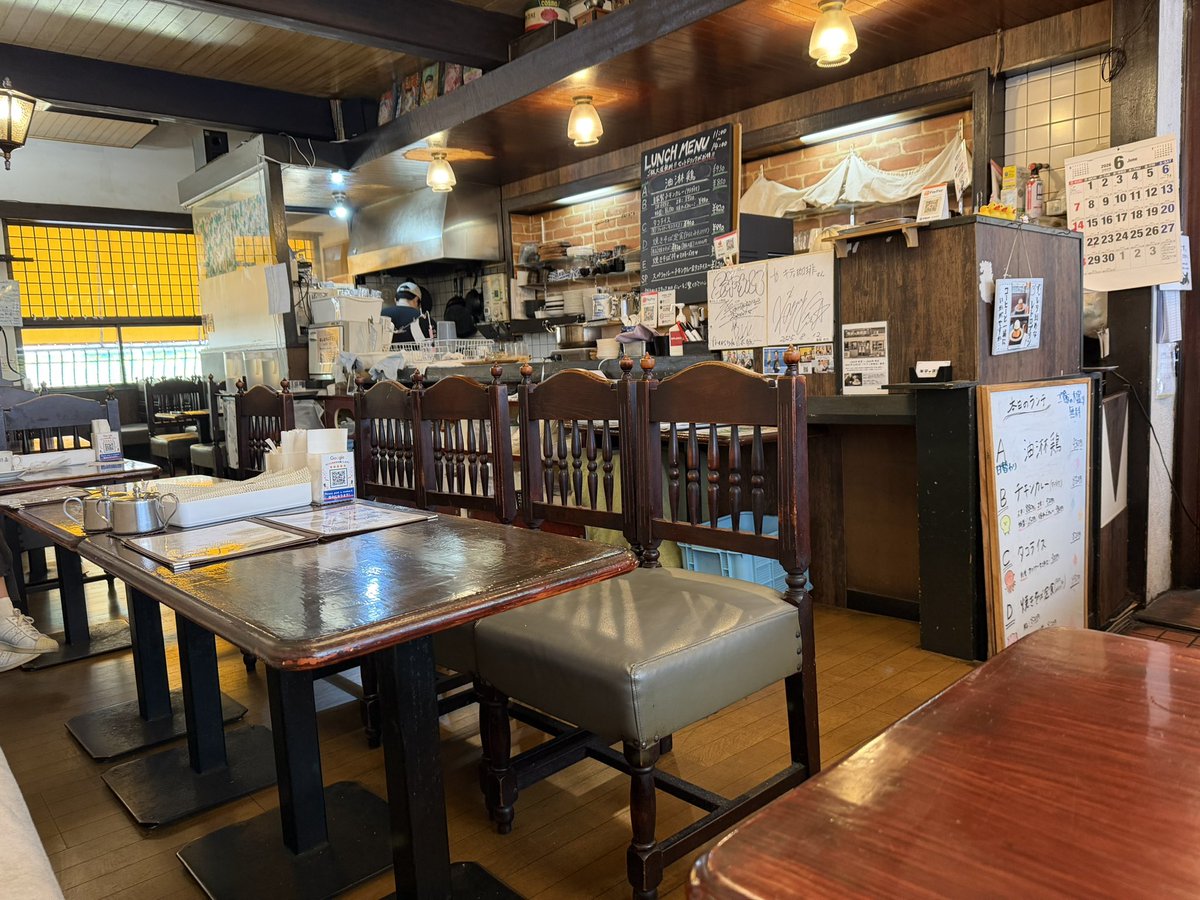 burst1959's tweet photo. たまたまモーニングで入ったお店
『キティ珈琲店』
雰囲気の良い店構えと名前に吊られて入ったけど以前亀梨和也さんが来てたみたい
たまごトースト美味しかった

#キティ珈琲店　#亀梨和也 https://t.co/WbbUG5EkIc