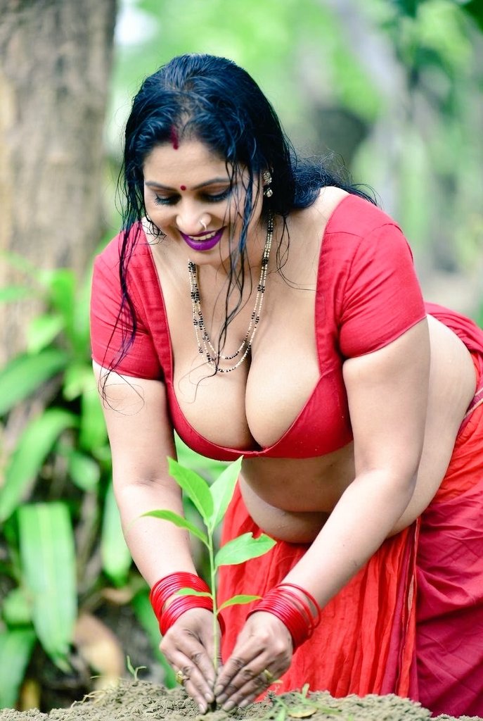 PustiJain's tweet photo. पौधे बरसात में बड़े होते हैं 
इनका भी एक मौसम होता है https://t.co/nArBdfDgZM