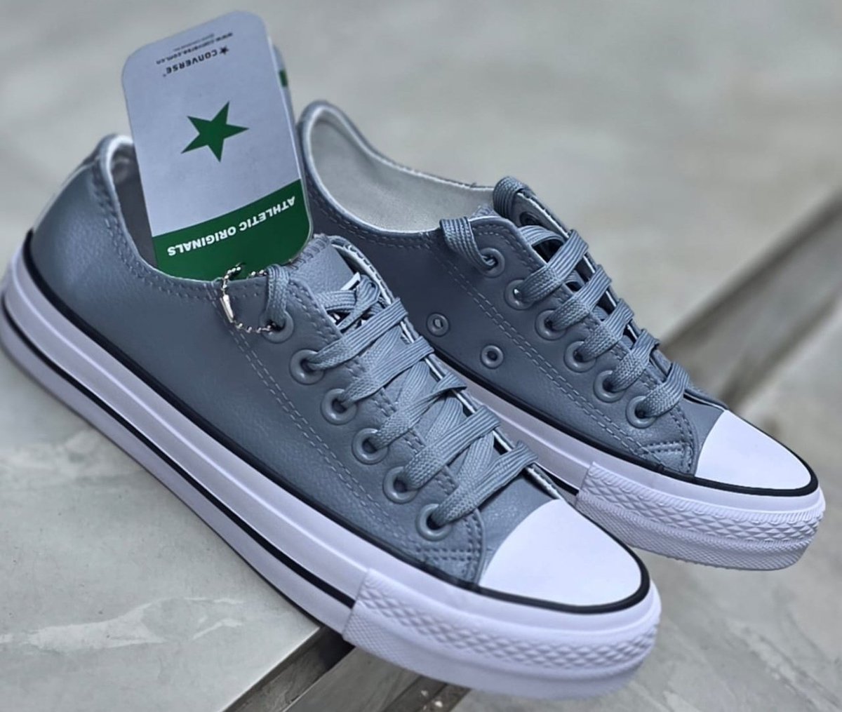 Newtonnizzoh's tweet photo. Business twitter, what are you selling today?

At Apex kicks, we've these kicks today at discounted prices.

Converse leather ksh 1499

Codruoy Vans, Size 36-45 ksh 2500. https://t.co/YLnERDuExs