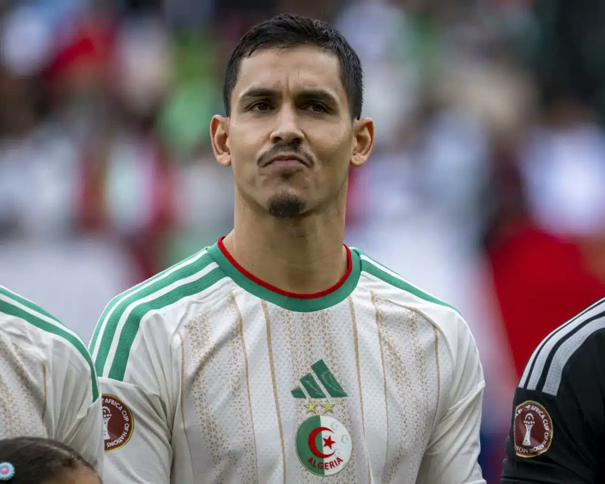 MessiXtraHQ's tweet photo. 🚨🗣️ Issa Mandi (Algeria): What made the difference is that they have a ruthless player, as almost every chance he gets ends up in the net. He might be the greatest player of all time. His efficiency is immense; we knew that.

We tried to stop him as much as possible, but we didn't succeed - he was far better than us.