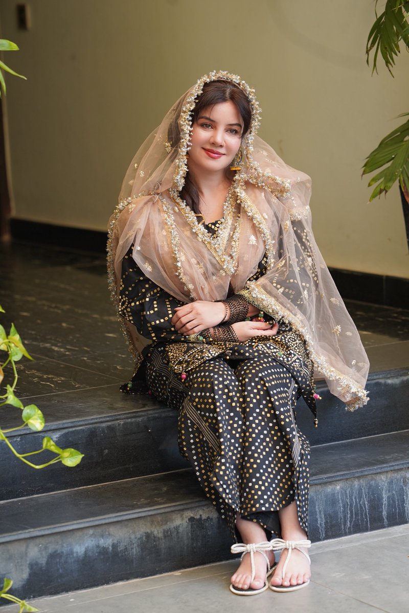 Rabipirzada's tweet photo. خوش رہنا بھی ایک شکر ہے، الحمدللہ ہر نعمت پر
#SmileMore #PositiveVibes #BlessedLife #Happiness #GoodTimes #UrduCaption #FeelingHappy #ShukarAlhamdulillah https://t.co/HooMIx0ak8