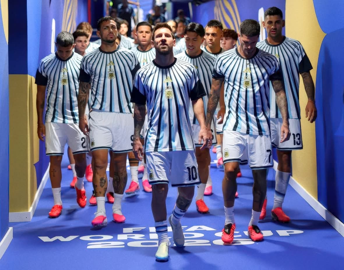 PeopleOfTheInt's tweet photo. Messi and Holy Aura! 🐐 https://t.co/WE5wLMdt1r