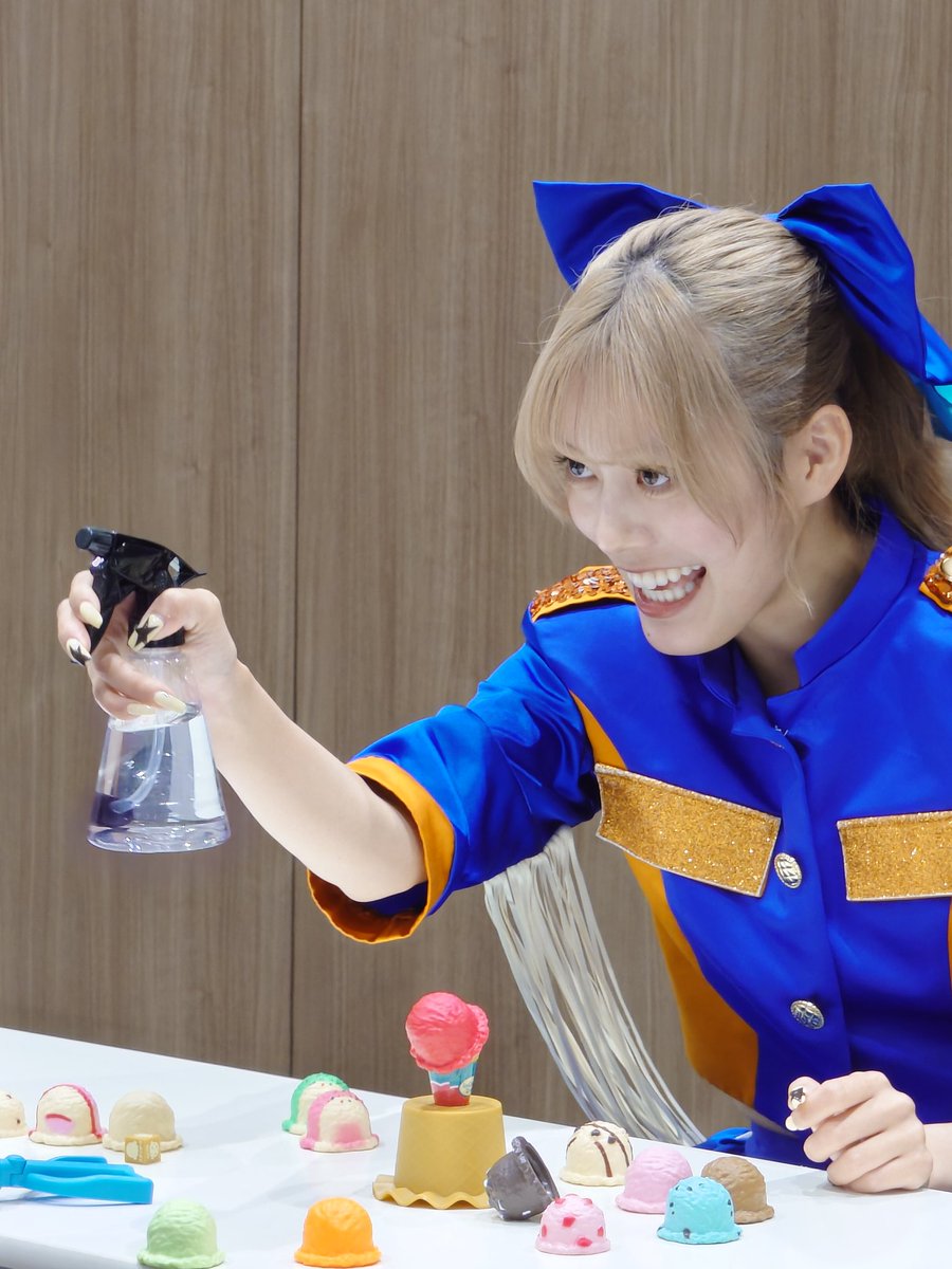TiM_B614's tweet photo. 💙: 🧴💨
#ナオ・オブ・ナオ
#豆柴の大群
#マーメーゲーム https://t.co/DvbPhp0J7r