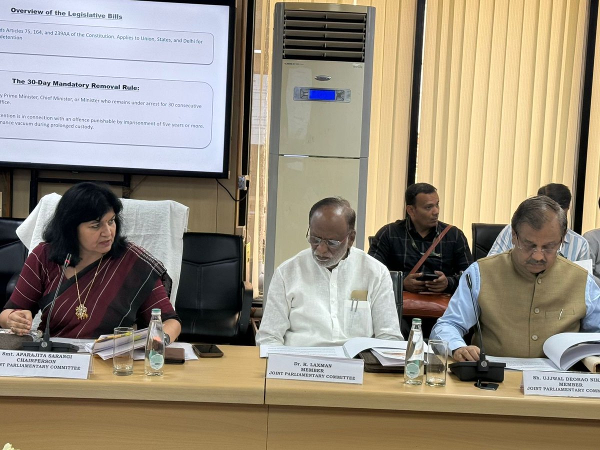 drlaxmanbjp's tweet photo. Participated in the meeting of the Joint Parliamentary Committee (JPC) on the Constitution (One Hundred and Thirtieth Amendment) Bill, along with fellow committee members during the study visit to Delhi.

The Committee held detailed deliberations with representatives from the Government of NCT of Delhi, the Ministry of Home Affairs, the Ministry of Law & Justice, the National Human Rights Commission (NHRC), academic institutions, and civil society organizations.

The discussions focused on various legislative, constitutional, and governance-related aspects of the proposed amendment, providing valuable inputs to the Committee's ongoing examination of the Bill.