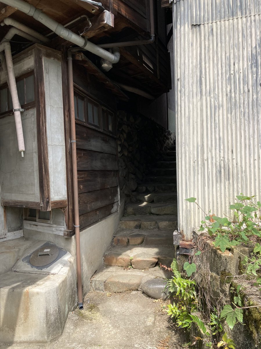 shabbyorc0905's tweet photo. 岐阜県下呂市！筋骨巡り！

サイレントヒルFの聖地巡礼！
商店でラムネとか羊羹も売ってた！ https://t.co/zttGuBALk1
