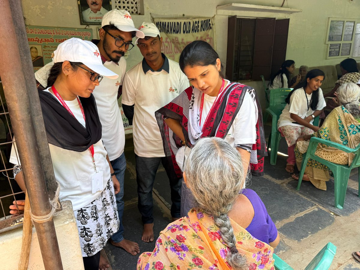 ATP_MyBharat's tweet photo. My Bharat Anantapur successfully wrapped up today's session of the Experiential Learning Programme at Ammavadi Old Age Home in Anantapur.
#unitednations2025 #fitindia #dyp2025 #abyuvabolega #MYBharat #SHS2025 #SBD2025 #mybharatreels #experientiallearning #elp #oldagehome https://t.co/0M0hj8tElx