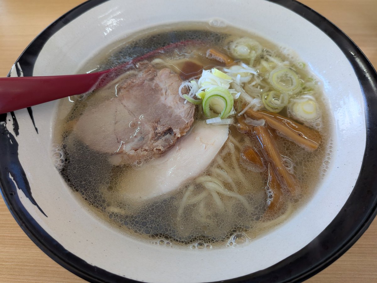 pandapan6452's tweet photo. 2026年ラーメン78杯目

雫石町七ツ森
だし屋

日高昆布と羅臼しお中華

ごちそうさまでした🙏

＃ラーメン
＃中華そば https://t.co/sO1TRQFUAN