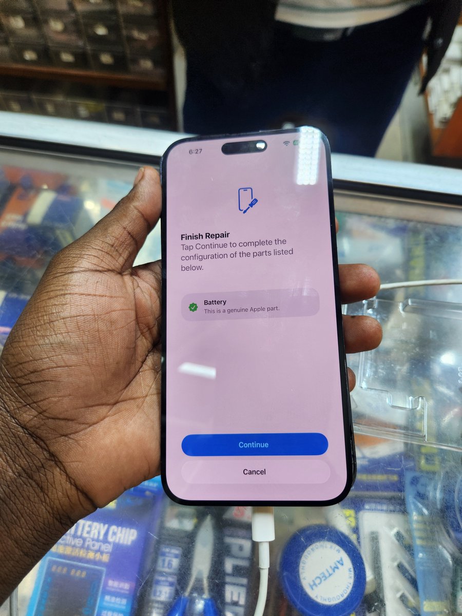 Dennopere's tweet photo. Broken screen? 💧 Water damage? 🔋 Not charging?
We fix it fast! ⏱️ Affordable 💸 Guaranteed 🔒
📞 Call: 07012 13132 
📍 Simara Mall 3rd floor shop 1
*Get your phone back! 📱* https://t.co/D2K4ZvkAez