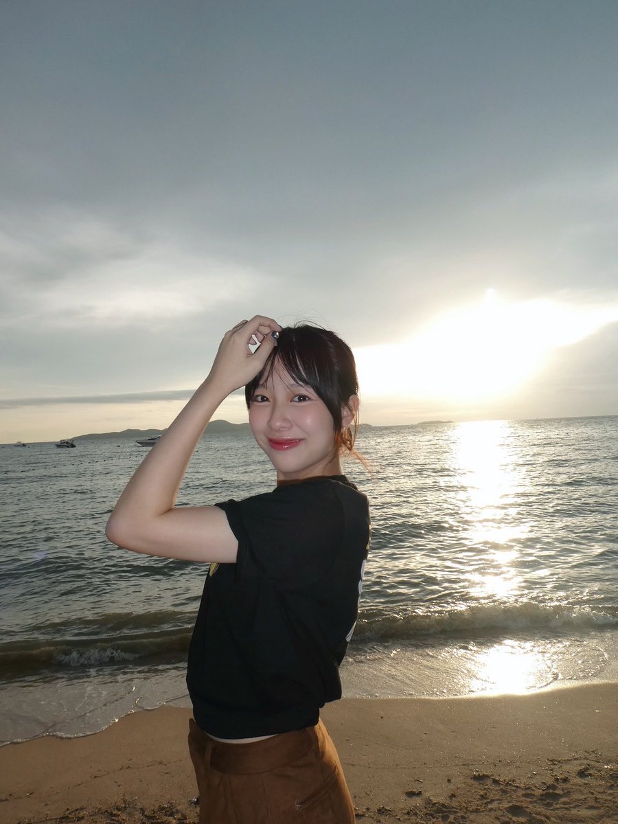 xueling(ชารีน) tweet media